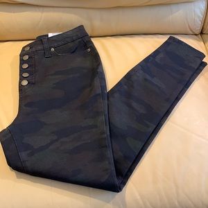 LAST CHANCE- Time and Tru Skinny Jeans